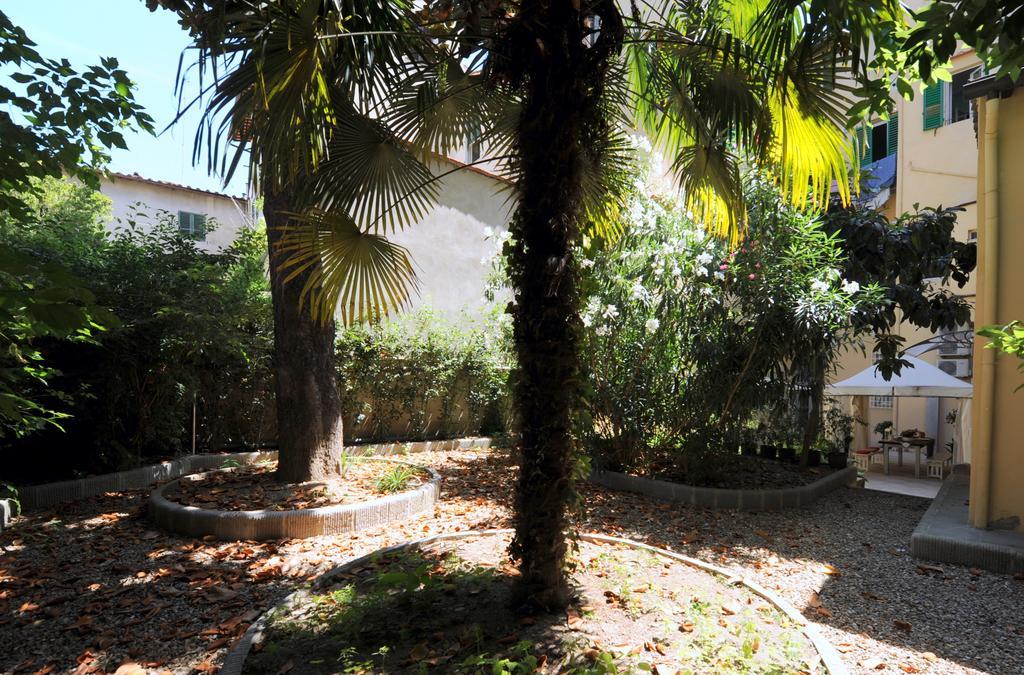 Acacia Firenze Apartments Artemisia-Angelica Екстер'єр фото
