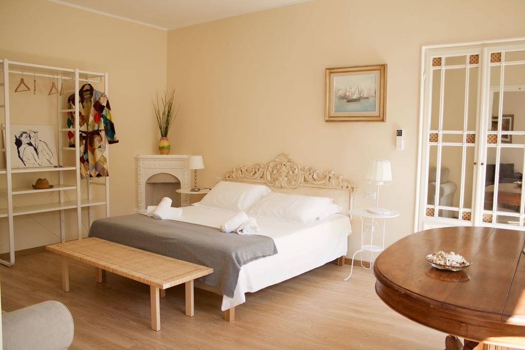 Acacia Firenze Apartments Artemisia-Angelica Екстер'єр фото
