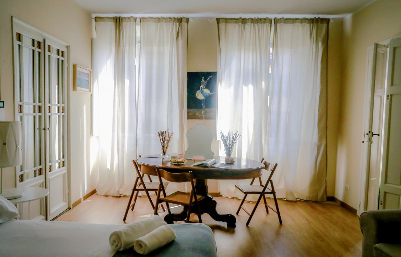 Acacia Firenze Apartments Artemisia-Angelica Екстер'єр фото